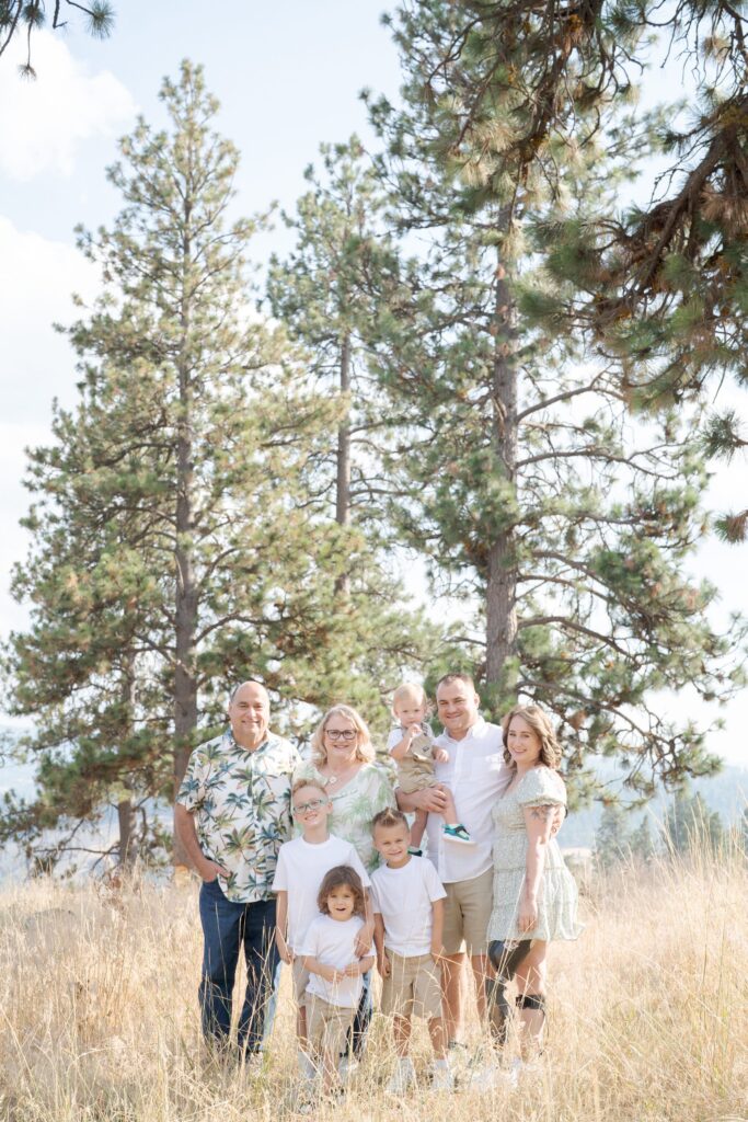 Joint family photography in Oregon.