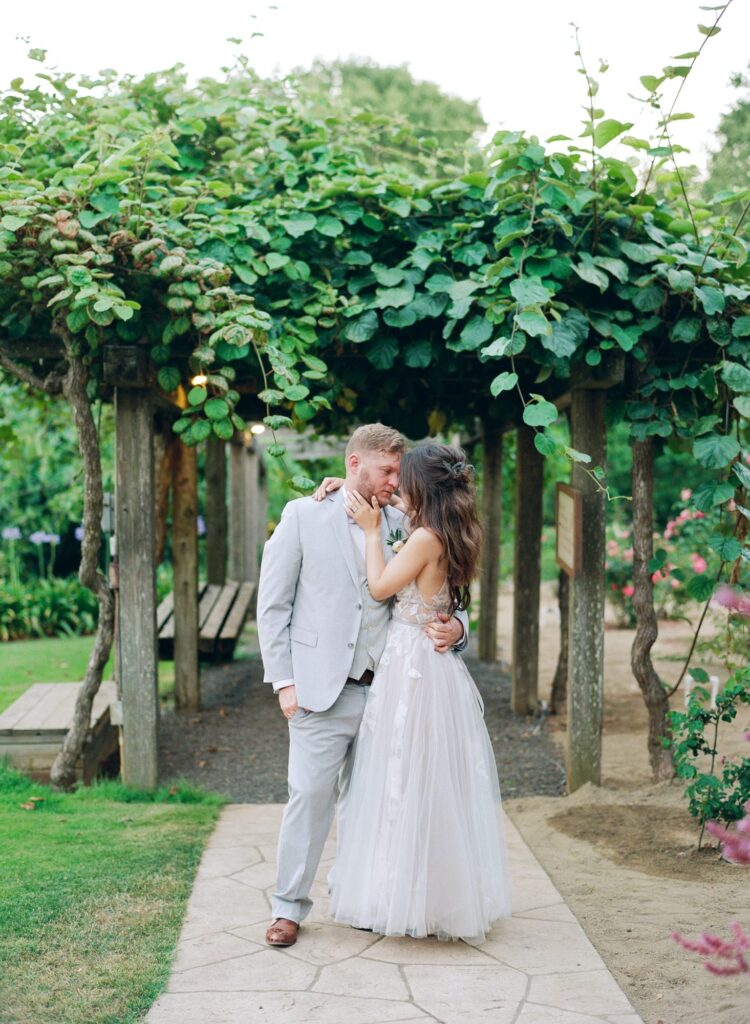 Elegant editorial style wedding photography in the garden by Robin Jolin.