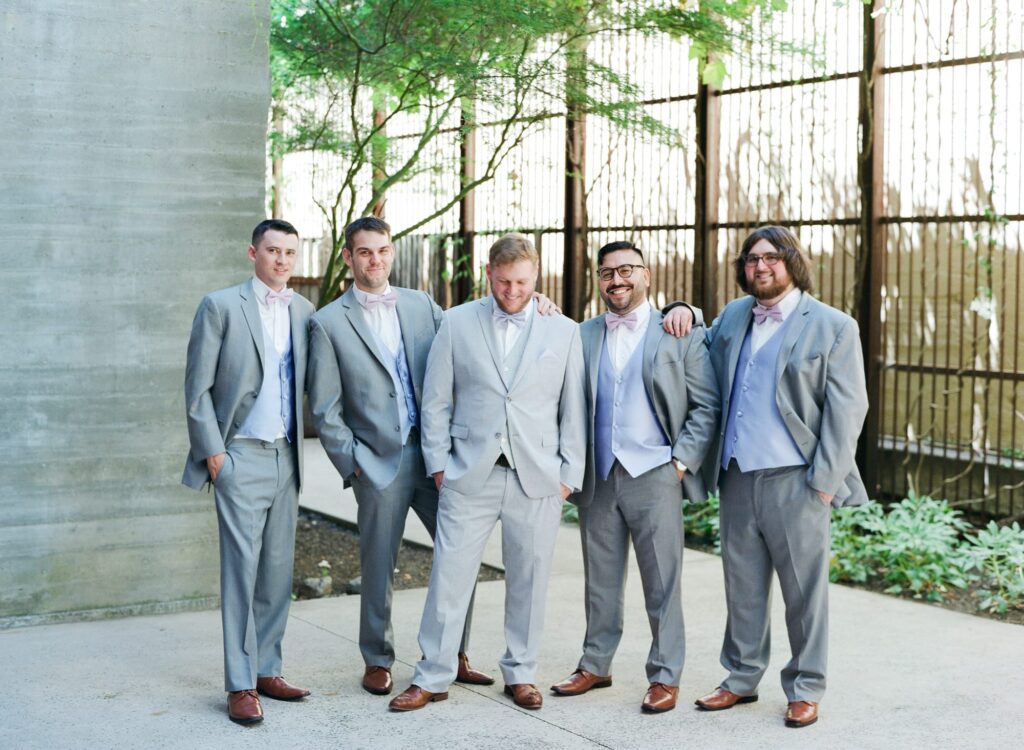 Bridegroom with his groomsmen at the h2hotel.