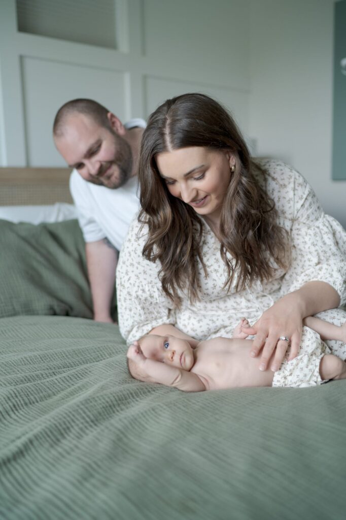 Parenting photoshoot in Boise Idaho by Robin Jolin.