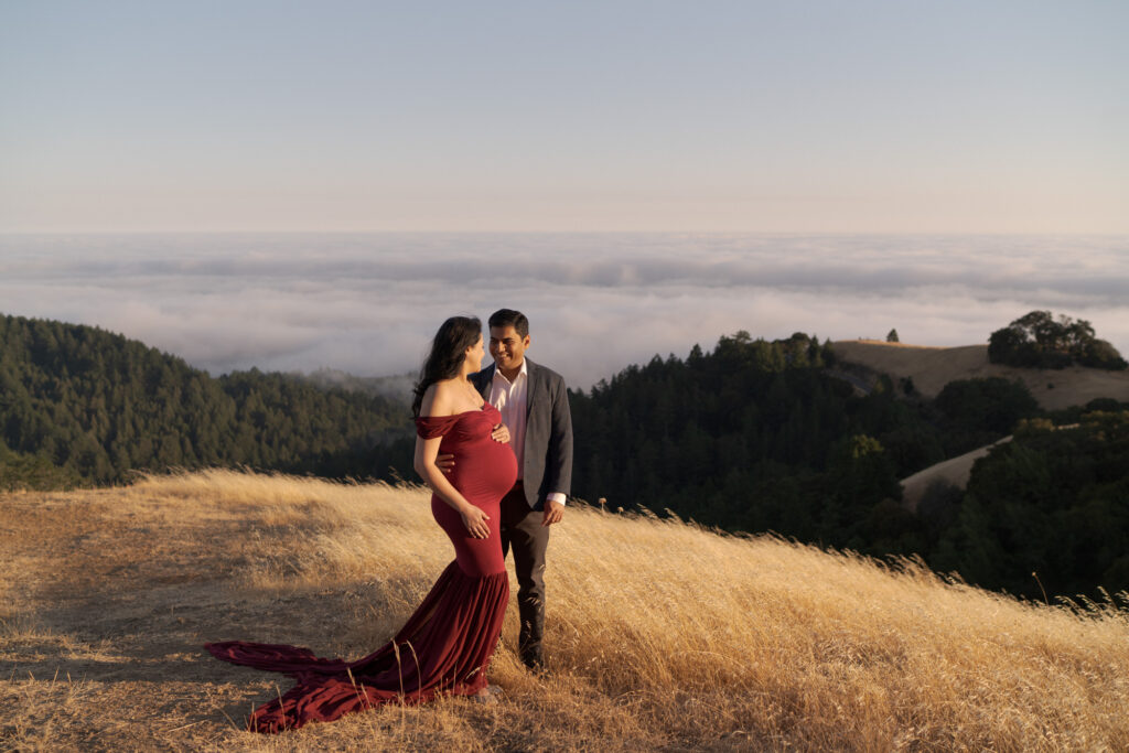 Pregnancy Portrait Session in Mt. Tamalpais by Robin Jolin.